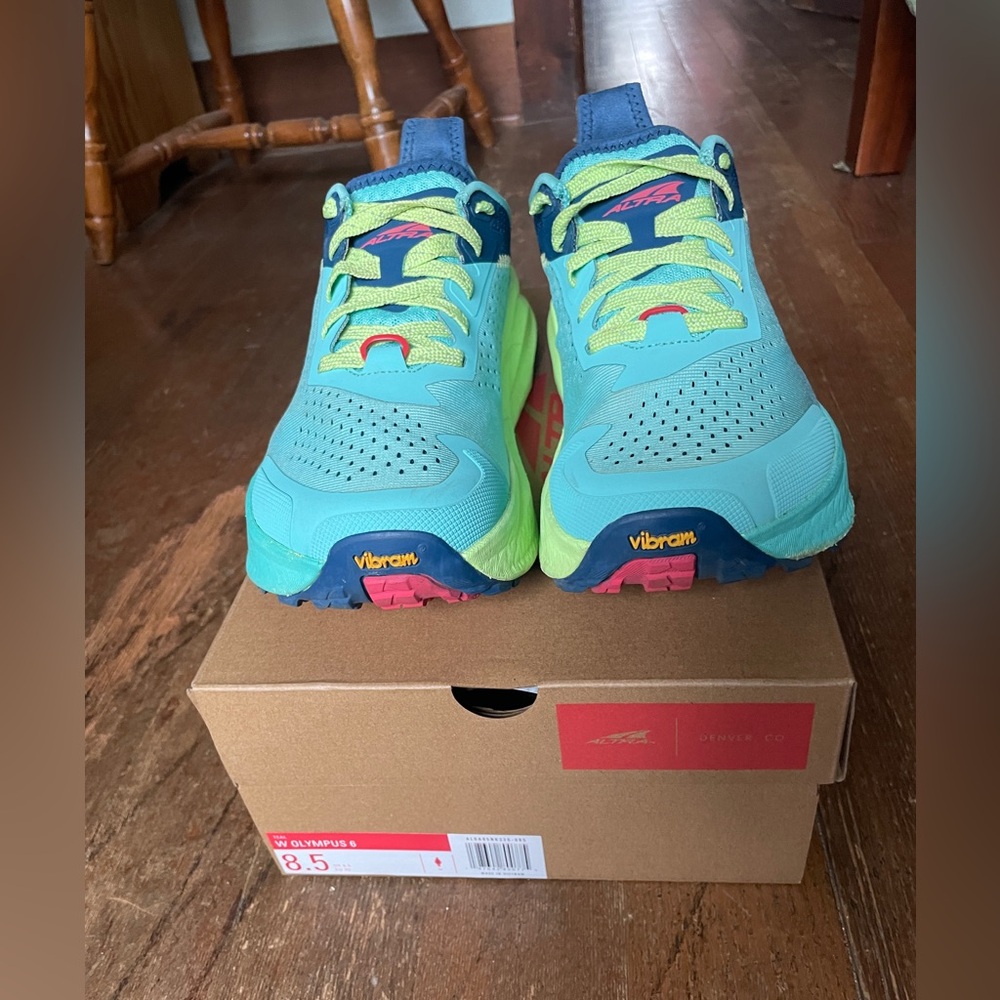 Altra Olympus 6 Women’s Trail Running Shoes